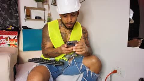 Snapshot of leenar_key chatting on 09-30-25, 01:54 leenar_key online show from 09-30-25, 01:54