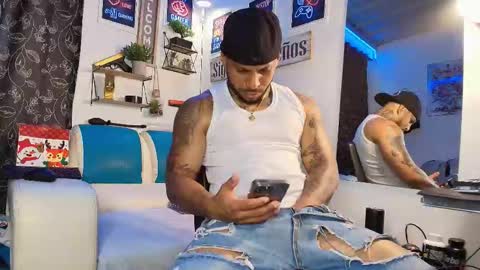 Snapshot of leenar_key chatting on 10-02-25, 02:35 leenar_key online show from 10-02-25, 02:35