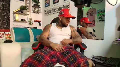 Snapshot of leenar_key chatting on 11-10-25, 02:38 leenar_key online show from 11-10-25, 02:38