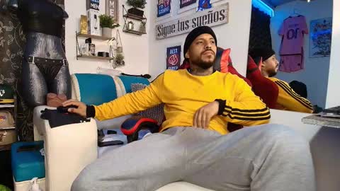 leenar_key online show from 01-08-26, 09:33