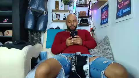Snapshot of leenar_key chatting on 07-05-26, 10:33 leenar_key online show from 07-05-26, 10:33