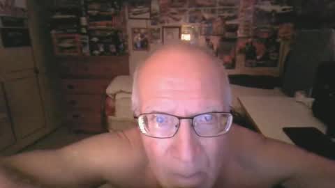 leezamm1132 online show from 05-13-26, 12:19