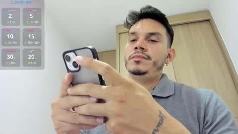 Alejandro online show from 10-23-25, 10:14