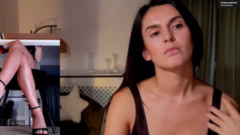 Elle  online show from 10-23-25, 03:00