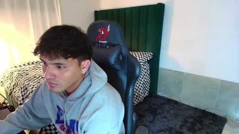  Lei  online show from 01-07-26, 04:37