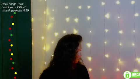 hey Im Leia and I love rock  online show from 06-19-26, 07:17