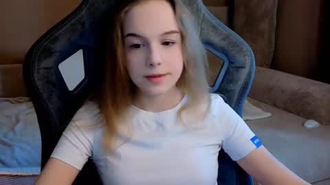 Leia online show from 03-27-26, 05:35