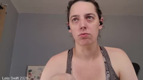 Leia Swift online show from 07-17-26, 07:15