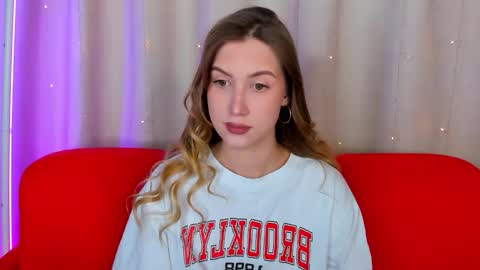 Snapshot of leiawow chatting on 11-14-25, 08:46 leiawow online show from 11-14-25, 08:46