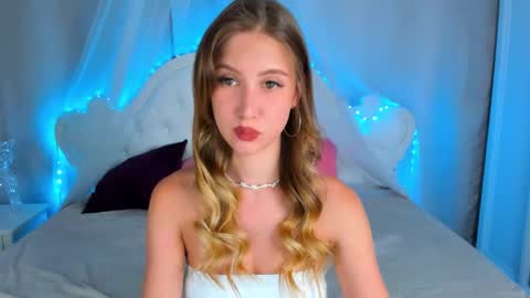 Snapshot of leiawow chatting on 03-12-26, 08:53 leiawow online show from 03-12-26, 08:53