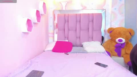 LEIGH ANGELS online show from 03-12-25, 02:30