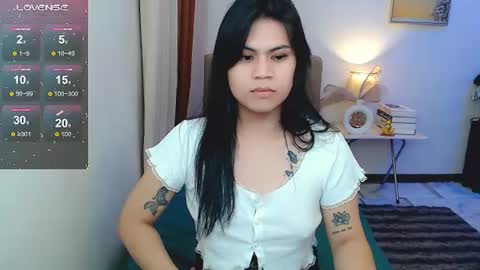 Snapshot of leighcortesi chatting on 07-20-26, 01:46 Cailey online show from 07-20-26, 01:46