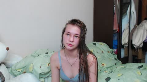 leila_bambi online show from 01-19-25, 11:21