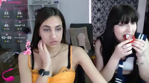 Leila online show from 02-24-26, 12:14