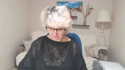 Leila Kinky online show from 01-18-25, 06:24