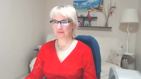Leila Kinky online show from 02-04-25, 06:57