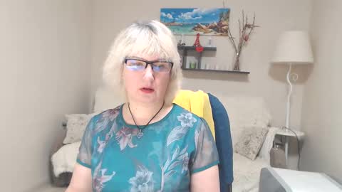 Leila Kinky online show from 03-12-25, 04:41