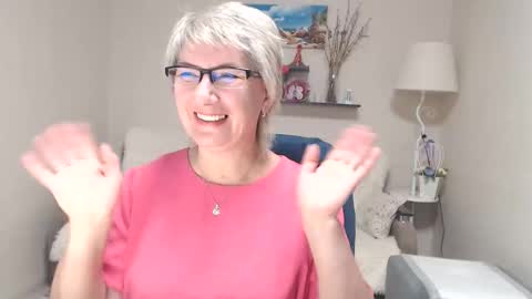 Leila Kinky online show from 10-18-25, 04:48