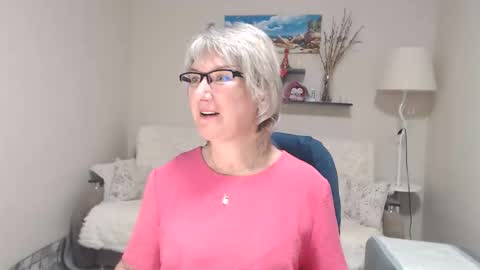 Leila Kinky online show from 11-14-25, 07:51