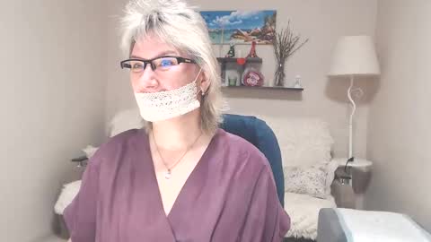 Snapshot of leilamays chatting on 05-30-26, 03:03 Leila Kinky online show from 05-30-26, 03:03
