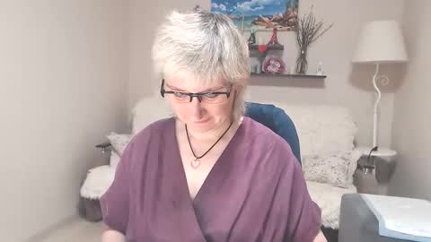 Snapshot of leilamays chatting on 05-31-26, 04:09 Leila Kinky online show from 05-31-26, 04:09