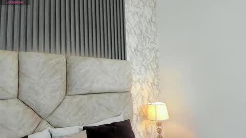 Snapshot of leilapons chatting on 10-18-25, 07:03 leilapons online show from 10-18-25, 07:03