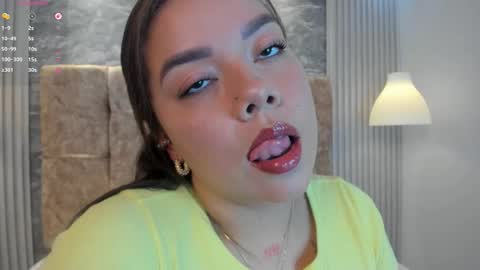 Snapshot of leilapons chatting on 11-19-25, 06:19 leilapons online show from 11-19-25, 06:19