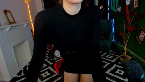 Snapshot of leilarai chatting on 03-04-25, 04:30 Leila Rai online show from 03-04-25, 04:30