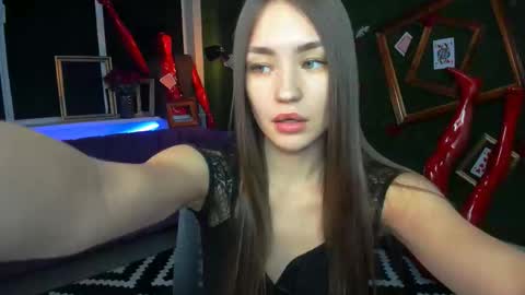 Snapshot of leilarai chatting on 11-07-25, 01:33 Leila Rai online show from 11-07-25, 01:33