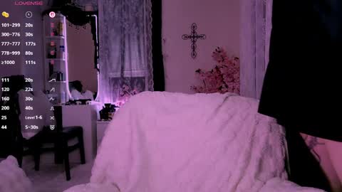 Snapshot of lein_bone chatting on 04-12-26, 02:16 Lein online show from 04-12-26, 02:16