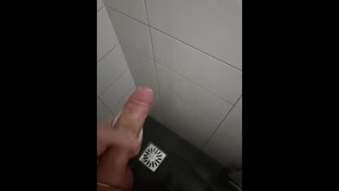 lekkerhard95 online show from 12-04-25, 08:28