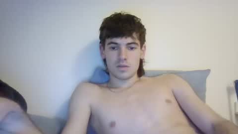 Snapshot of lelele44 chatting on 11-15-25, 03:15 lelele44 online show from 11-15-25, 03:15