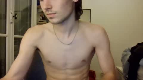 Snapshot of lelele44 chatting on 11-17-25, 10:37 lelele44 online show from 11-17-25, 10:37