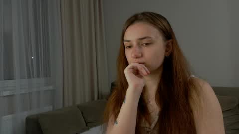 Lelia online show from 04-19-26, 07:05