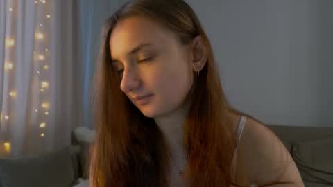 Snapshot of lelia_vibe chatting on 05-14-26, 02:29 Lelia online show from 05-14-26, 02:29
