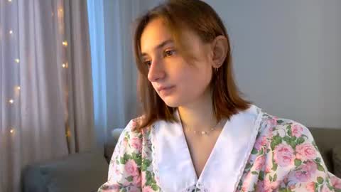 Lelia online show from 06-19-26, 01:59