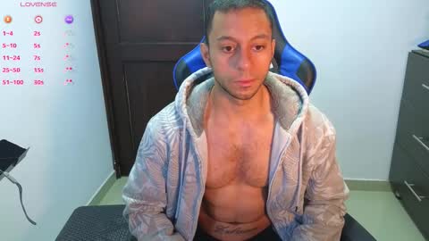 Snapshot of lelouch_master chatting on 10-08-25, 11:30 hi im lelo... nice to meet you I appreciate your thumbs up It is very important and you would help me a lot online show from 10-08-25, 11:30