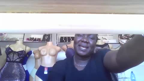 Snapshot of lemon_girl90 chatting on 10-11-25, 08:57 lemon_girl90 online show from 10-11-25, 08:57