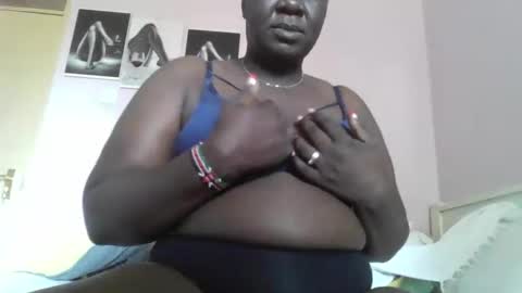 Snapshot of lemon_girl90 chatting on 10-15-25, 06:35 lemon_girl90 online show from 10-15-25, 06:35