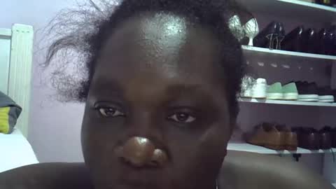 Snapshot of lemon_girl90 chatting on 11-25-25, 04:07 lemon_girl90 online show from 11-25-25, 04:07