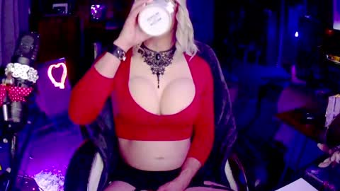 Lemon Stealing Whore online show from 02-22-25, 09:45