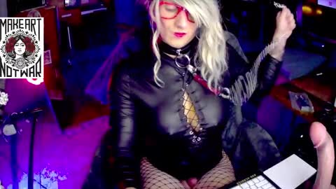 Snapshot of lemon_stealing_whore chatting on 01-18-26, 05:33 Lemon Stealing Whore online show from 01-18-26, 05:33