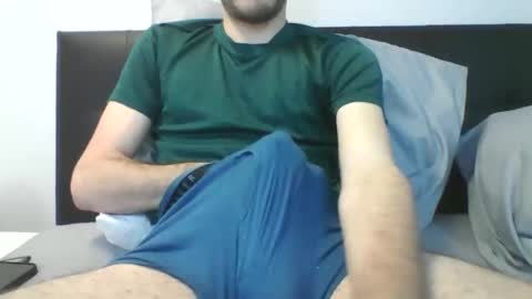 Snapshot of lemonspark997 chatting on 11-18-25, 04:17 lemonspark997 online show from 11-18-25, 04:17