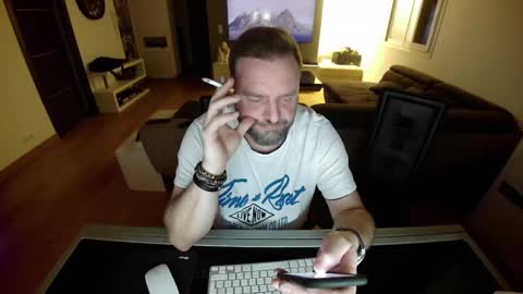 Ange online show from 12-31-24, 10:01