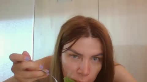 Snapshot of lena6122000 chatting on 06-29-26, 04:40 lena6122000 online show from 06-29-26, 04:40
