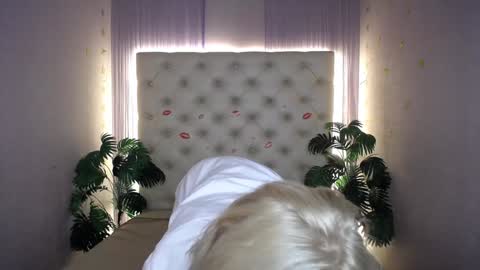 Lena online show from 12-03-24, 03:55