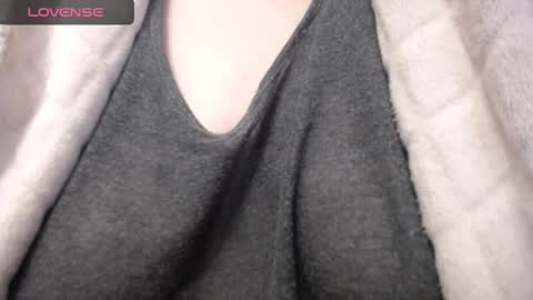 lenagolden online show from 01-20-25, 11:02