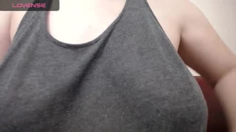 lenagolden online show from 02-11-25, 10:07