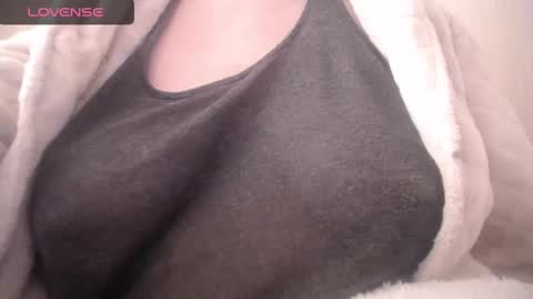 lenagolden online show from 02-12-25, 11:18