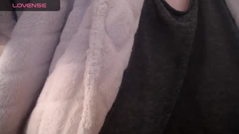 lenagolden online show from 02-13-25, 11:28